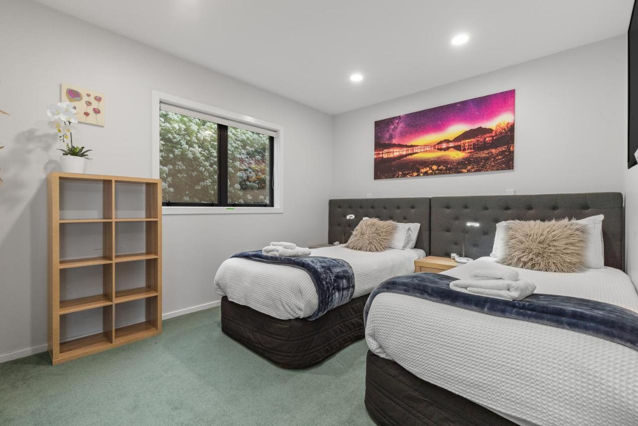 Exciting Queenstown Bagian luar foto